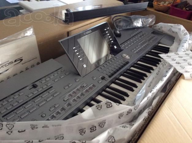 Клавишный синтезатор Yamaha Tyros 5